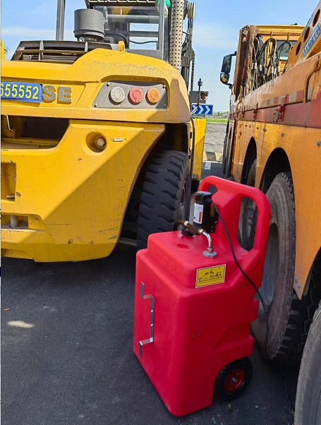 Dep&oacute;sito Gasolina port&aacute;til con ruedas-1